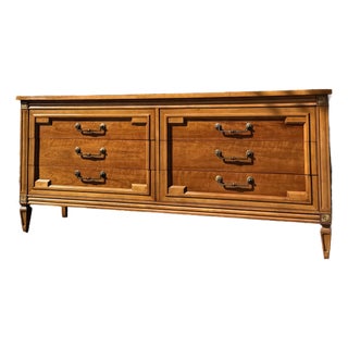 Vintage Thomasville Campaign-Style Dresser | Six-Drawer Walnut Chest For Sale