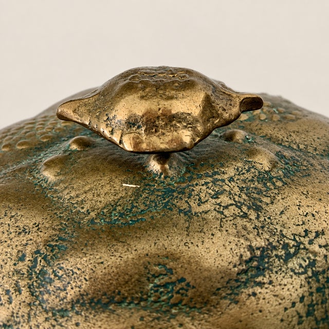 Mid 20th Century Vintage Extra Large Brass Crab Figure Trinket Box, With Baby Crab on Back For Sale - Image 5 of 7