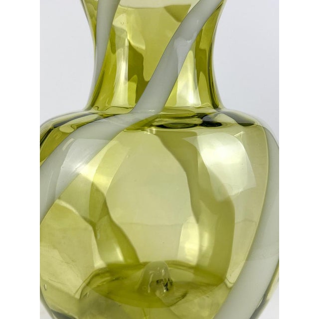 Mid-Century Modern Italian Art Glass Vase from Cristalleria Toscana, 1960s For Sale - Image 9 of 11