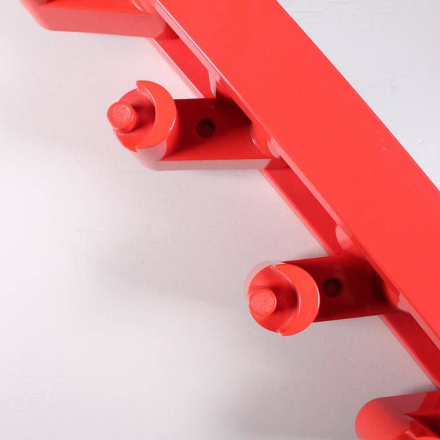 1980s Vintage Red Plastic Rack, 1980s For Sale - Image 5 of 10