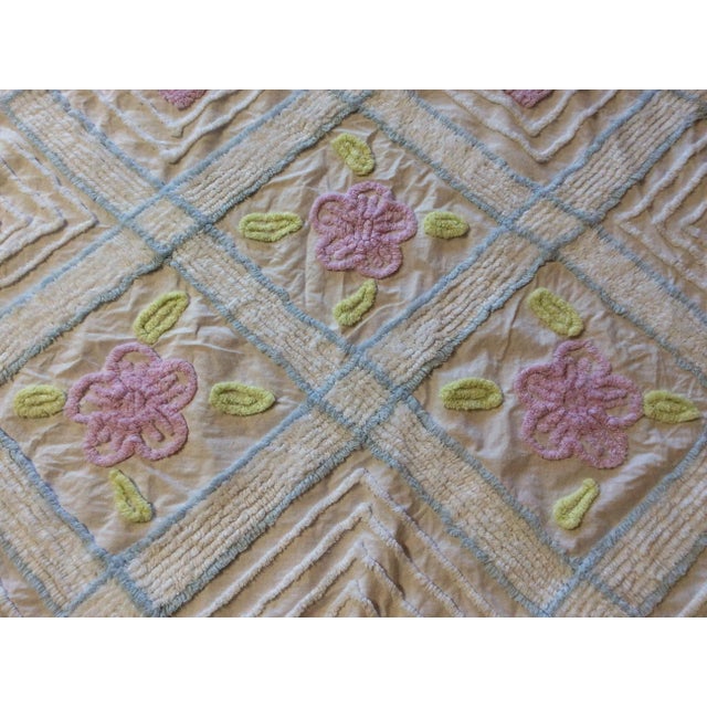 Vintage Shabby Chic Style Chenille Coverlet For Sale - Image 10 of 13