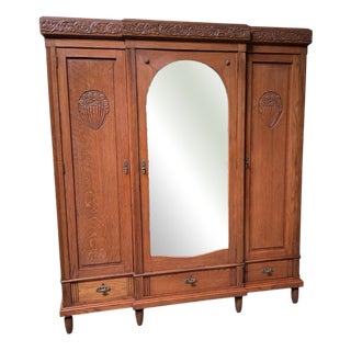 Vintage Wardrobe in Oak, 1925 For Sale