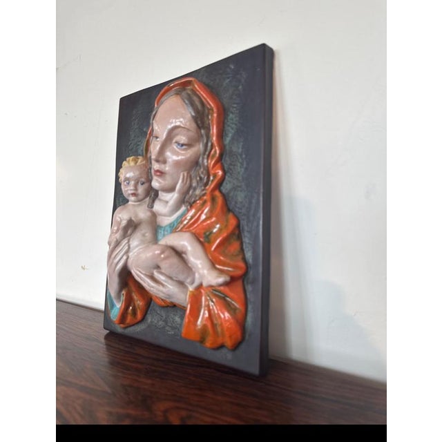 Orange Art Deco Ceramic Madonna and Child Wall Relief from Keramos Wien, 1920 For Sale - Image 8 of 12