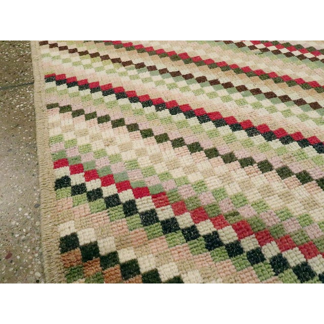 Galerie Shabab Collection Mid-20th Century Turkish Anatolian Rug For Sale In New York - Image 6 of 10