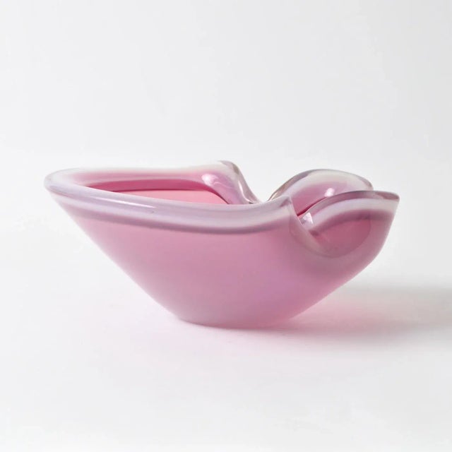 1960s Vintage Murano Pink Alabastro Glass Bowl from Seguso, 1960s For Sale - Image 5 of 11