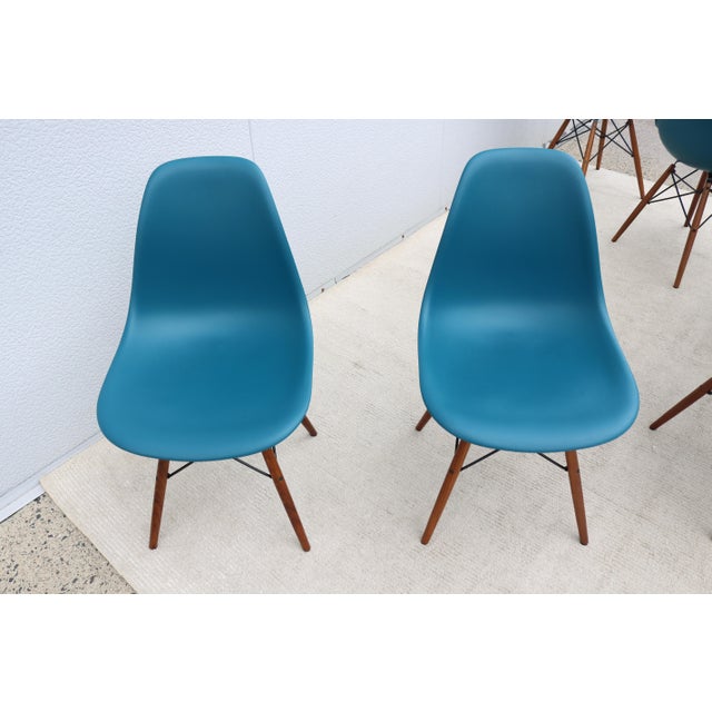 MCM Herman Miller Eames Molded Plastic Dining Chairs Dowel Base DSW - Set of 6 For Sale - Image 13 of 18