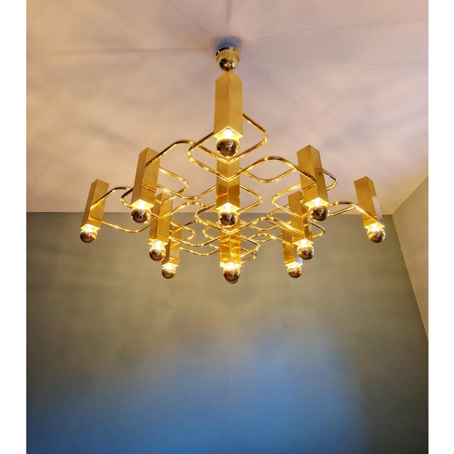 Gaetano Sciolari Large Geometric Brass Chandelier by Gaetano Sciolari for Boulanger, 1970s For Sale - Image 4 of 18