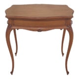 1900s Vintage Rj Horner French Style Mahogany Occasional Table For Sale