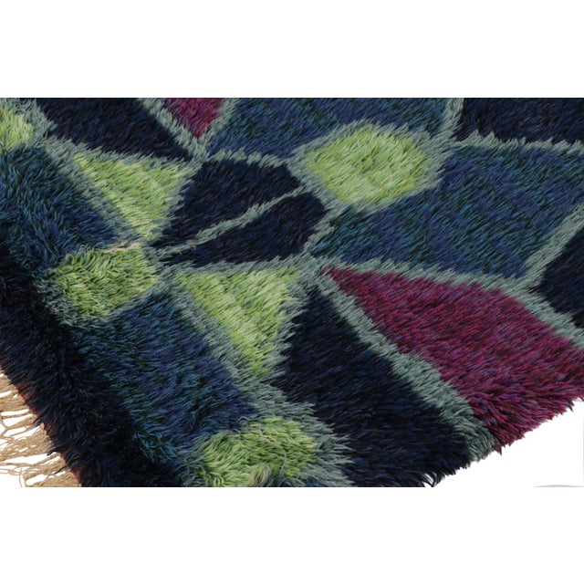 Mid-Century Modern Vintage Swedish Rya Rug, Bold Scandinavian Medallions in Navy Blue - Rug & Kilim For Sale - Image 3 of 8