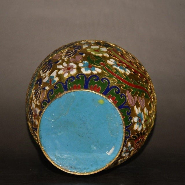 1930s Pair of Vintage Chinese Cloisonné Dragon & Phoenix Vases With Gilded Ground For Sale - Image 5 of 9