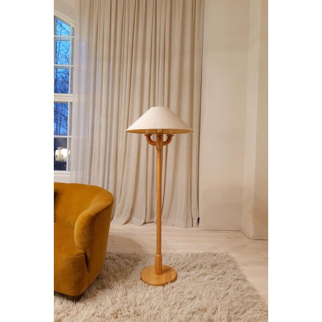1970s Vintage Scandinavian Sculptural Floor Lamps in Pine, 1970s, Set of 2 For Sale - Image 5 of 18