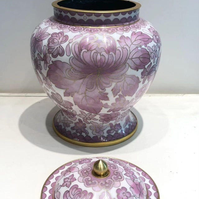 Vintage Cloisonné Enamel Ginger Jar With Lid & Wooden Stand For Sale In Los Angeles - Image 6 of 8