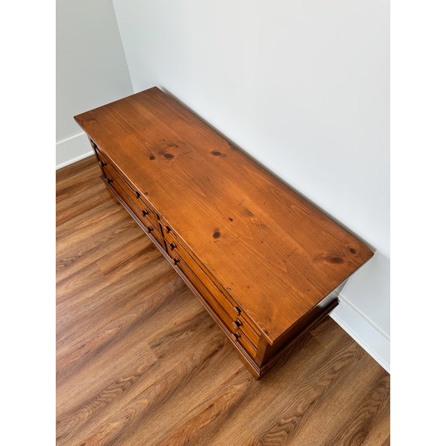1960s Virginia Maid by Lane Cedar Chest For Sale - Image 9 of 15
