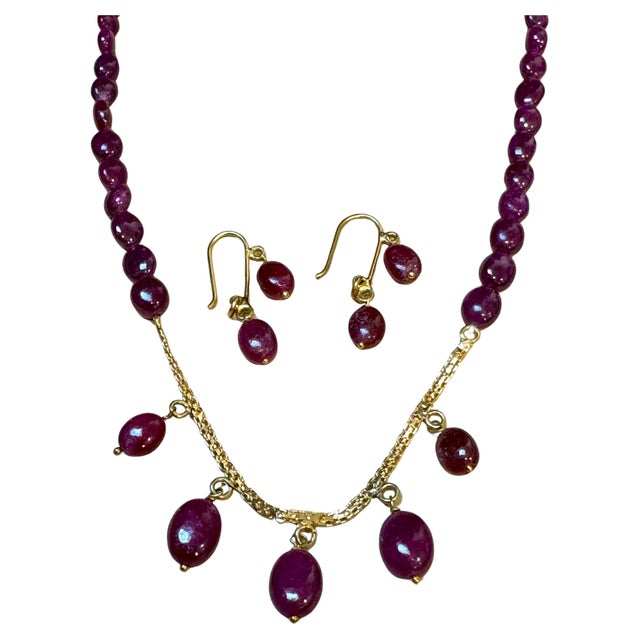 85 Ct Natural Ruby Bead Single Strand Necklace +Matching earrings in 22 K Gold For Sale - Image 10 of 18