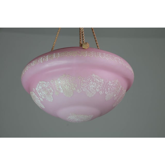 Italian Midcentury Pink Art Decò Vintage Glass Chandelier With Decorations, 1950 For Sale - Image 9 of 17