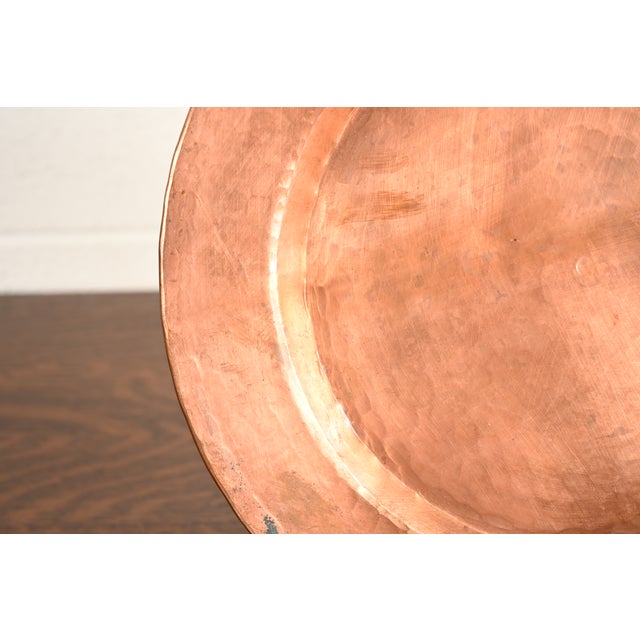 Early 20th Century Roycroft Style Arts & Crafts Hammered Copper Charger Plate or Tray For Sale - Image 5 of 11