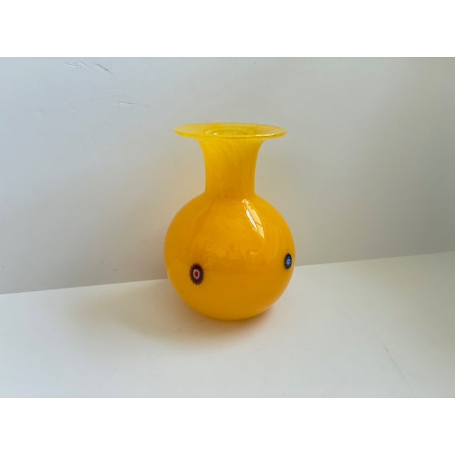 Modern Vintage Yellow Murano Glass Vase With Millefiori | Made in Italy | Signed For Sale - Image 3 of 14