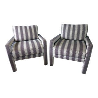 Late 20th Century Pair of Parsons Chairs Milo Baughman Style Black and White Striped Club Chairs For Sale