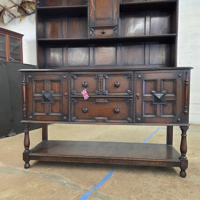Early 20th Century Handsome Welsh Dresser With Carving, Beading, and Arch Details For Sale - Image 18 of 18