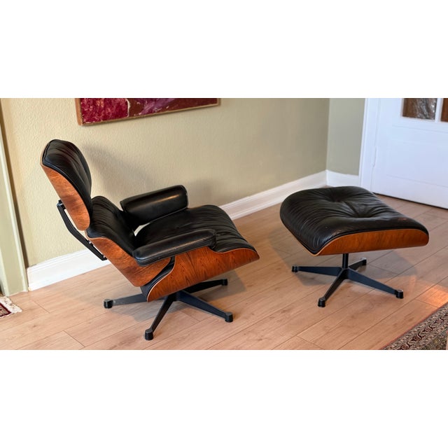 Set of Lounge Chair & Ottoman by Charles & Ray Eames for Herman Miller & Vitra, Set of 2 For Sale - Image 12 of 18