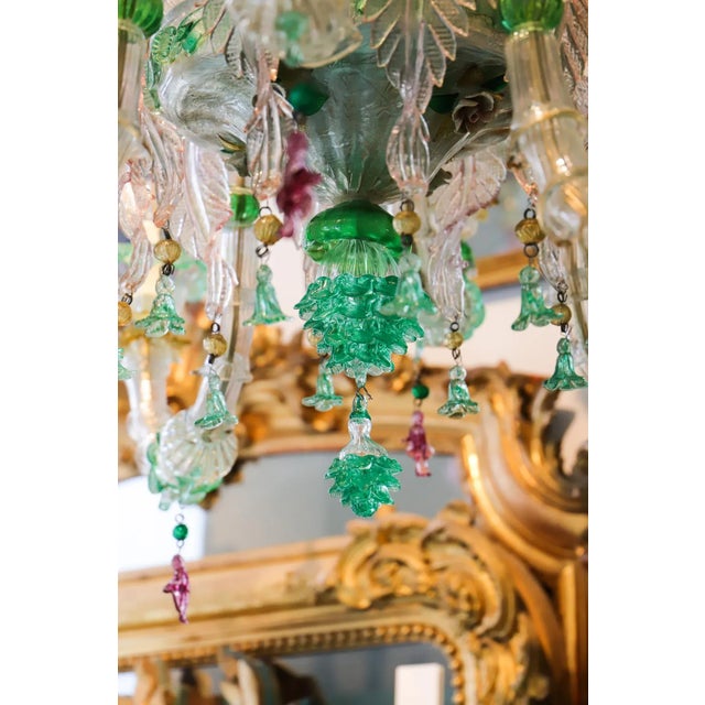 1960s Vintage Venetian Murano Hand Crafted Green Glass and Flowers Chandelier, 1960s For Sale - Image 5 of 9