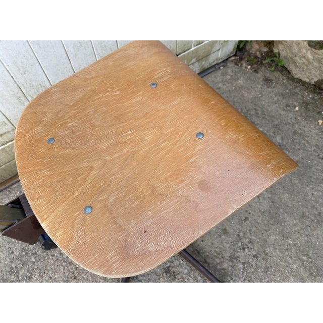 The ad is for chair A, 5 other almost identical chairs are available for sale, variations in chair height The foot pads...