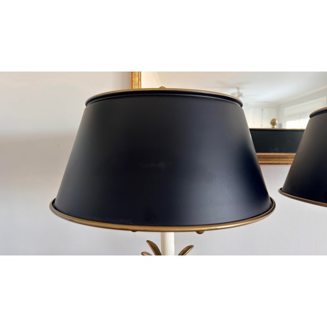 Pair Frederick Cooper Classic Modern Hollywood Regency Pineapple Polished Brass Table Lamps With Black Tole Shades For Sale In Savannah - Image 6 of 18