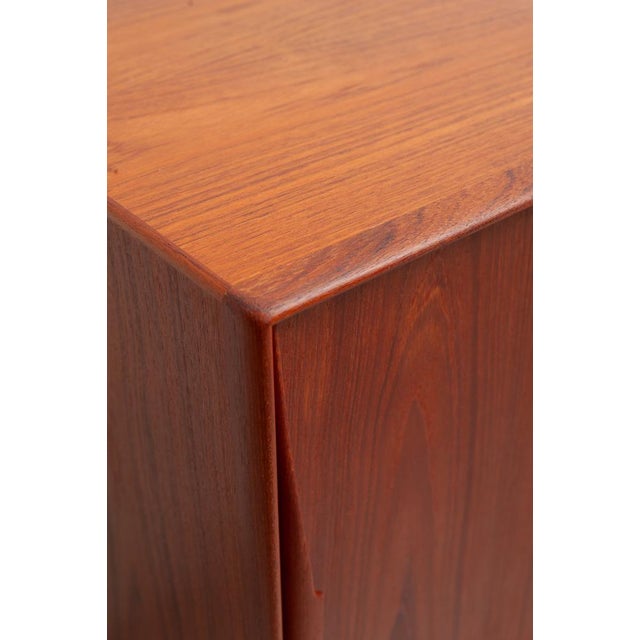 Large Teak Sideboard from Dyrlund, 1960s For Sale - Image 15 of 18