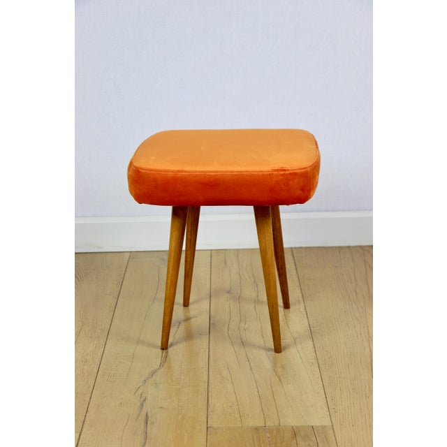 Mid-Century Modern Vintage Orange Square Stool, PRL, 1970s For Sale - Image 3 of 9