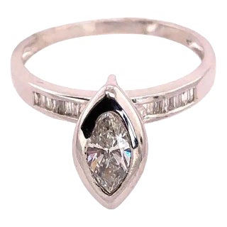 14 Karat White Gold Engagement Ring 1.10 Total Diamond Weight, Size 8 For Sale