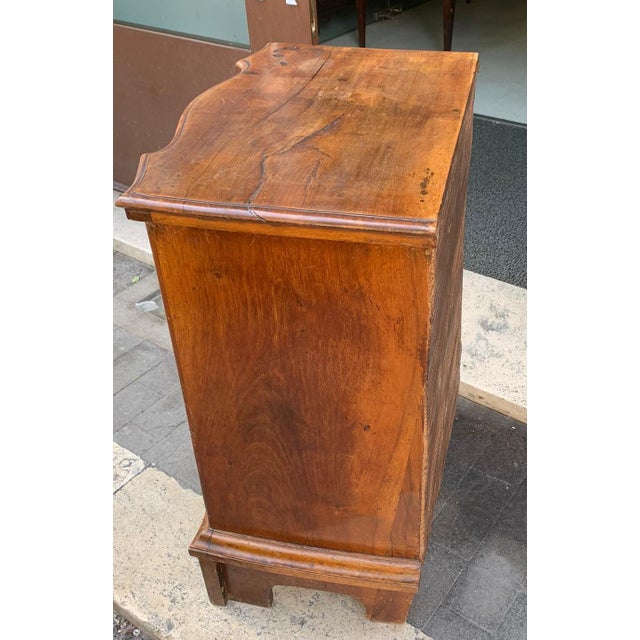 Venetian Chest of Drawers in Walnut and Walnut Burl For Sale - Image 5 of 6