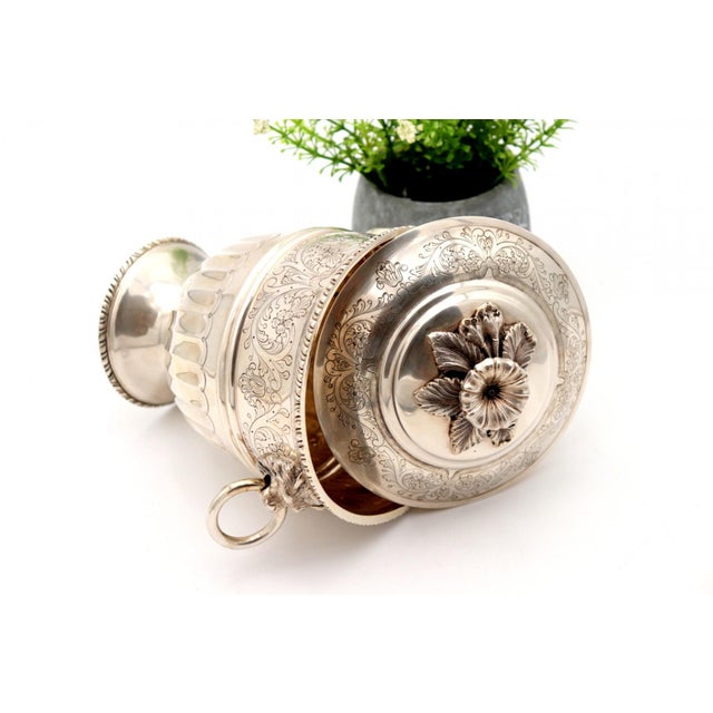 Silver Urn with Lion Heads Engraved with Rings For Sale - Image 4 of 7