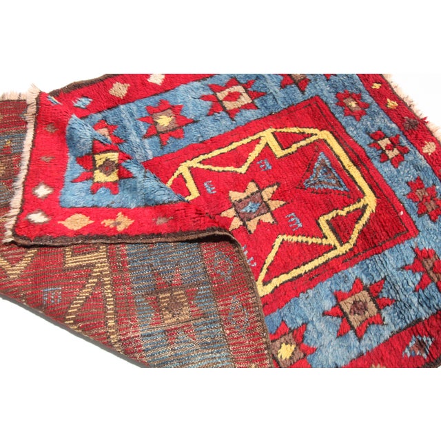 Vintage to Antique Konya Tribal Rug – Pure Wool, Bold Anatolian Geometry -3' X 5' For Sale - Image 17 of 17