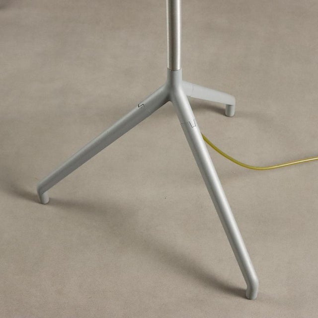 White Lola D15 Floor Lamps attributed to Luceplan, Set of 2 For Sale - Image 8 of 13