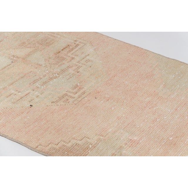 Textile 1950s Hand-Knotted Neutral Wool Runner for Hallway For Sale - Image 7 of 10