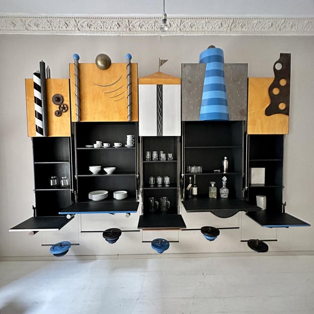 1980s Large Postmodern Wall Unit in Metal and Lacquered Plywood, 1980s For Sale - Image 5 of 13