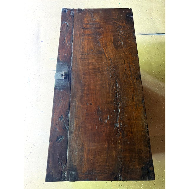 Antique Korean Bandaji with Expressive Grains from Jeju Do Island For Sale - Image 4 of 18