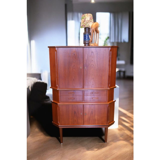 Corner Cabinet in Teak from Aulum Møbelfabrik, Denmark, 1960s For Sale - Image 17 of 18
