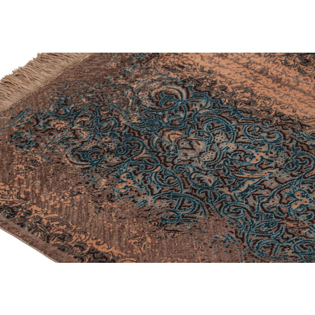 Rug & Kilim’s Modern Runner Rug With Abstract Patterns “Zaronin Darb” For Sale In New York - Image 6 of 8