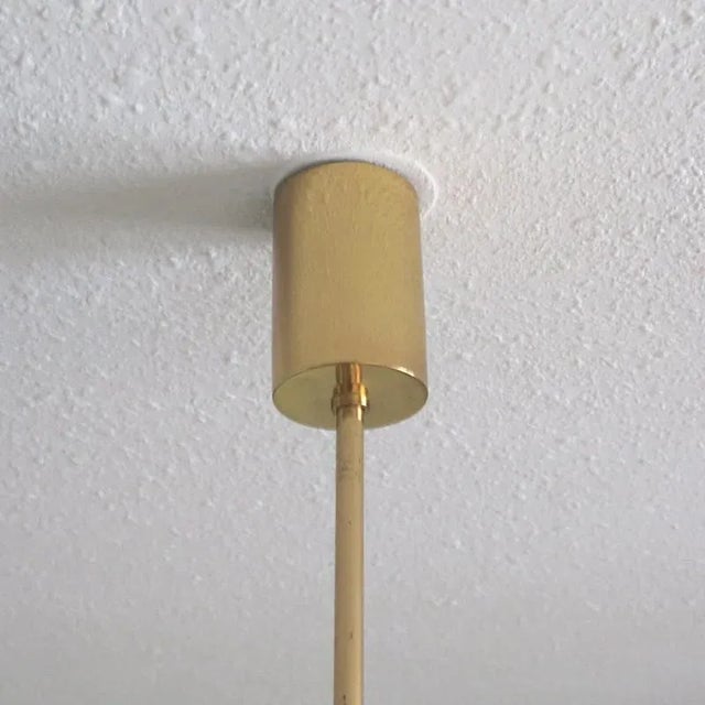 1950s Mid-Century Gilded Brass & Crystal Chandelier from Palwa For Sale - Image 5 of 7