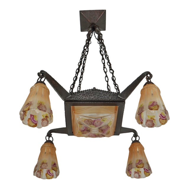 French Art Deco Chandelier by Vasseur & Ejg 1920s - Amber Glass & Wrought Iron For Sale