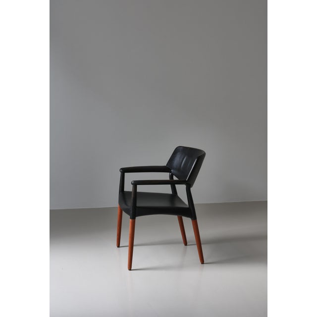 Set of Danish Modern Armchairs in Teakwood & Leather attributed to Larsen & Bender Madsen, 1950s For Sale - Image 13 of 18