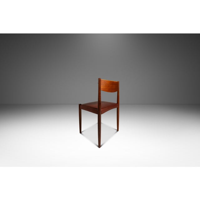 Frem Rojle Mid-Century Danish Modern Side / Dining Chair in Teak & Leather Attributed to Poul Volther for Frem Røjle, Denmark, C. 1970s For Sale - Image 4 of 18