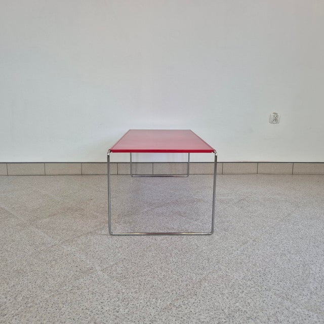 Bauhaus Bauhaus Chrome and Red Metal Side Table in the style of Marcel Breuer, 1980s For Sale - Image 3 of 9