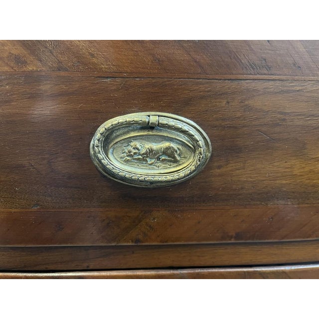 Italian Neoclassical Walnut Commode with Inlaid Veneer, 18th Century For Sale - Image 16 of 18