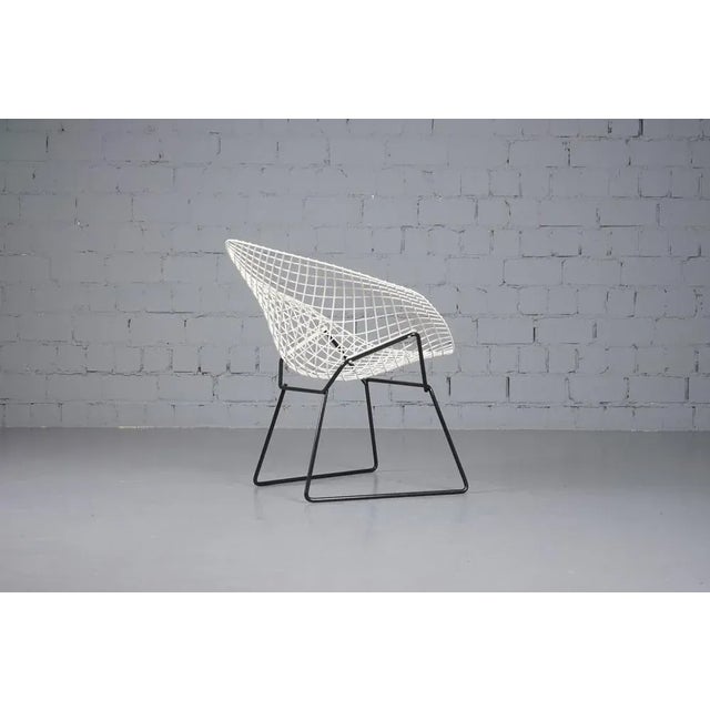 Mid-Century Modern Model 421 Diamond Armchair by Harry Bertoia for Knoll International, 1970s For Sale - Image 3 of 12