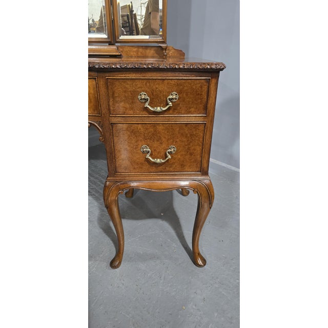 1920s Queen Anne Burr Walnut Dressing Table, 1920 For Sale - Image 5 of 18