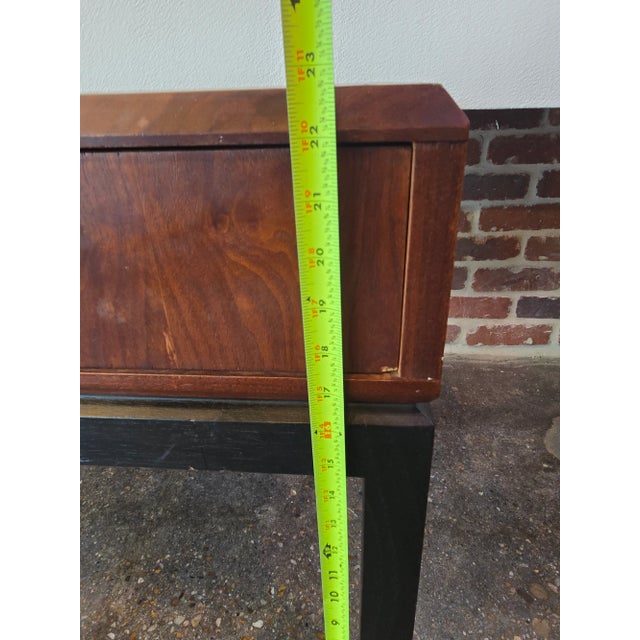 Pair Nightstands Walnut Founders MCM Vintage For Sale - Image 10 of 14