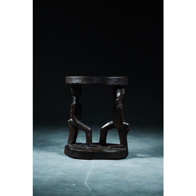 Bamana Zoomorphic Stool in Wood For Sale - Image 4 of 4