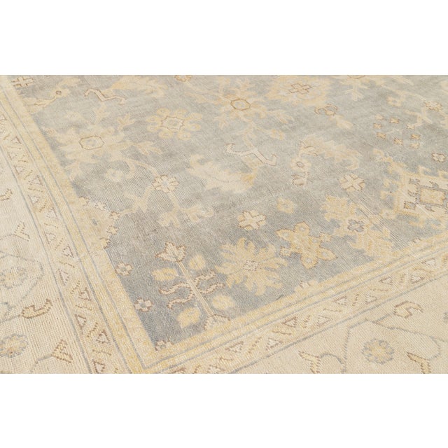 2010s Modern Oushak Style Wool Rug With Gray Handmade Floral Motif For Sale In New York - Image 6 of 8